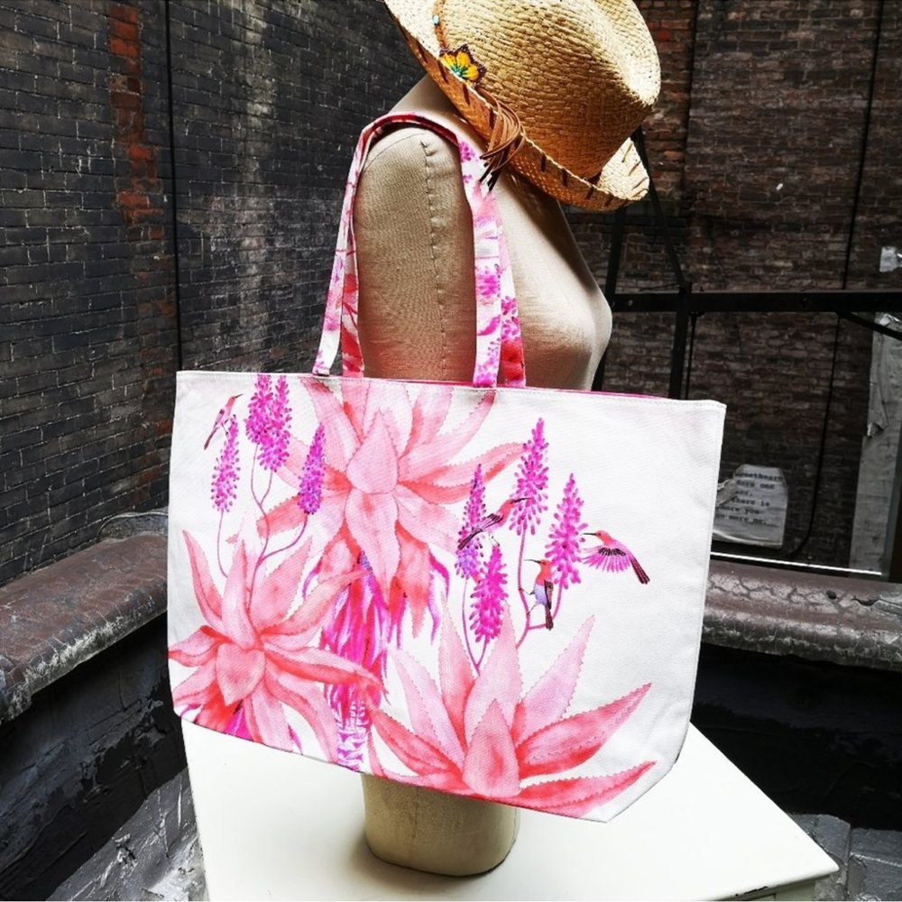 Perfect Pink Floral Beach Reusable Spring Tote Bag NWT